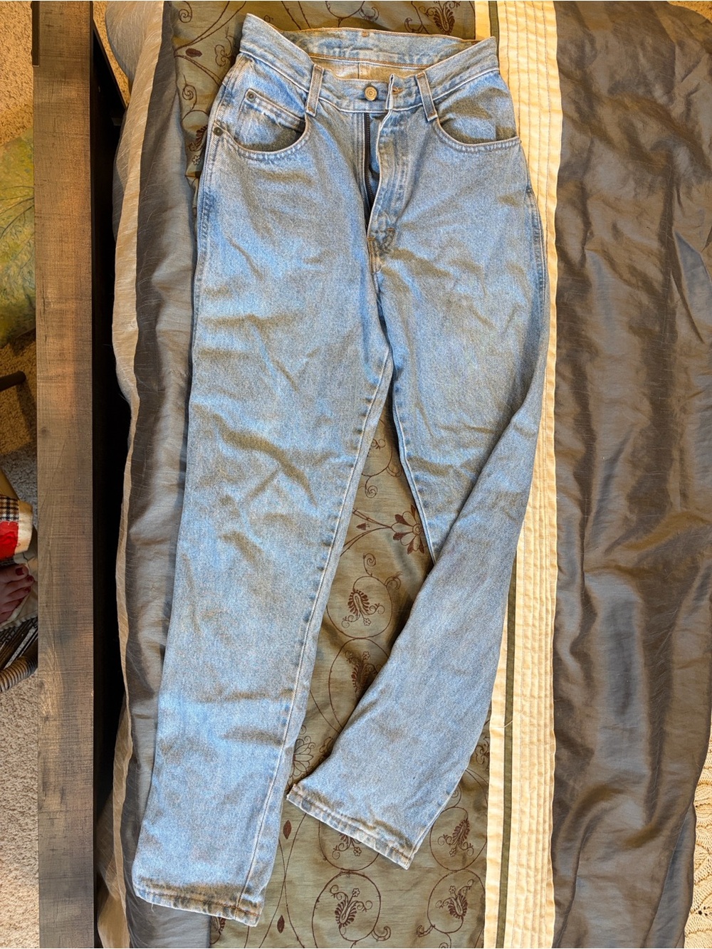 Vintage Gitano Light Wash Blue Denim Jeans with Leather Patch